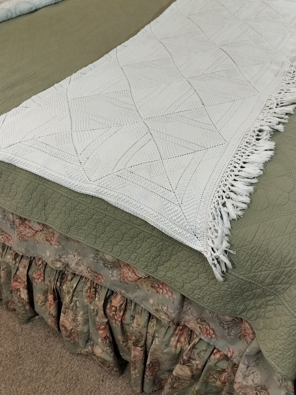 Unique Vintage White Crochet Fringe Throw